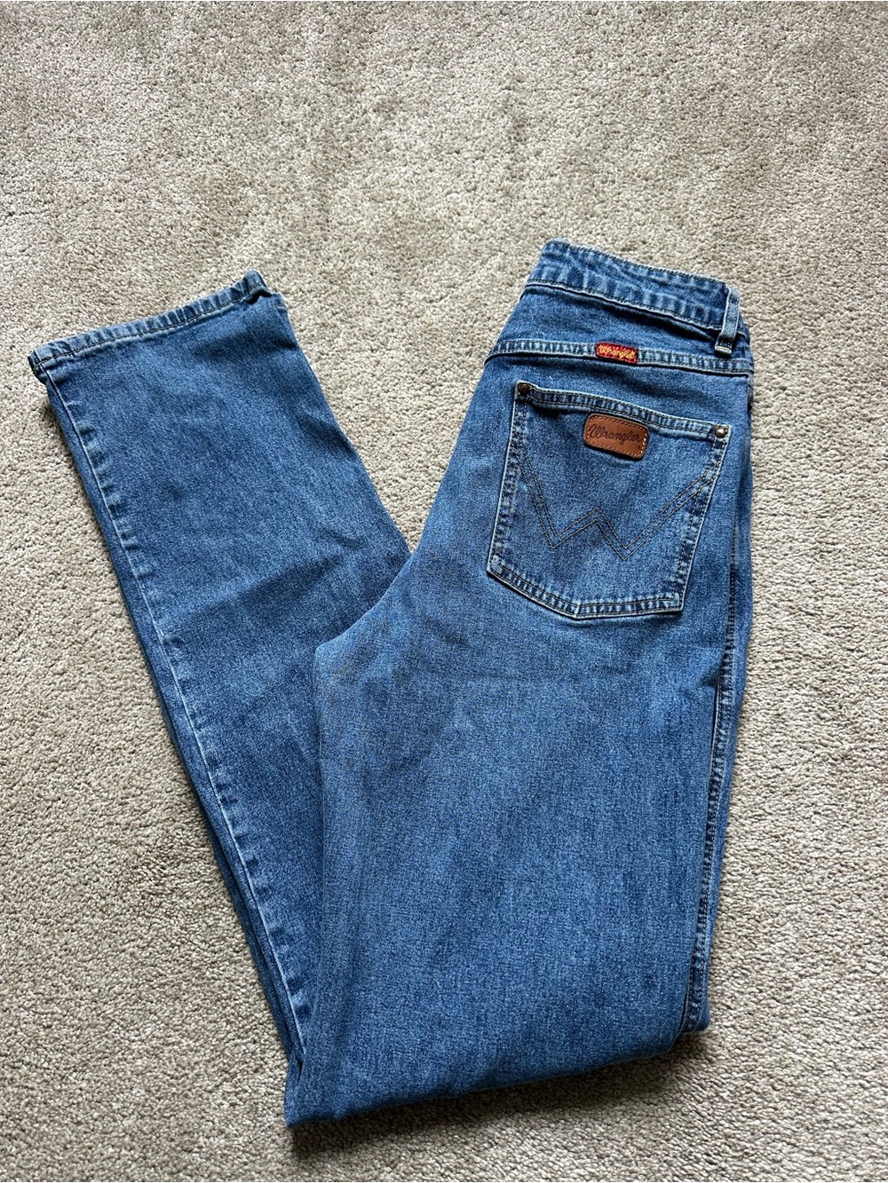 Wrangler Women’s Vintage 90s Western High Rise Retro Straight Leg Jeans